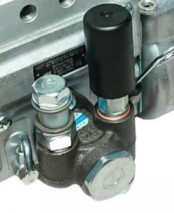 НАСОС ТОПЛИВНЫЙ ZN490BT DONGFENG 404, CHERY 404