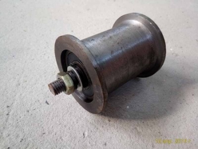 РОЛИК НАТЯЖИТЕЛЯ РЕМНЯ ПРИВОДНОГО - МТ