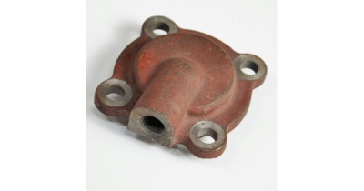 КРЫШКА ПОДШИПНИКА НИЖНЯЯ ПЕРЕД МОСТА DONGFENG 240/244