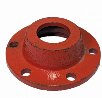 Крышка ведущего вала почвофрезы (средний редуктор)