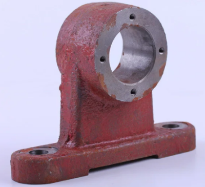 Опора передняя перед. моста (под ось: Ø50 мм, под подшипник: Ø70 мм) DongFeng 240/244