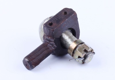 Наконечник левого рулевого гидроцилиндра Foton 354/404