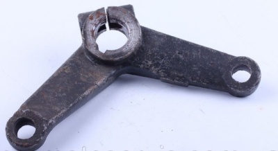 РЫЧАГ ПОВОРОТНЫЙ ЛЕВЫЙ XINGTAI 180/220