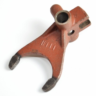 ВИЛКА КПП 4 DONGFENG