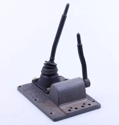 КРЫШКА КОРОБКИ ПЕРЕДАЧ В СБОРЕ FOTON 244, ДТЗ 244, JINMA 244/264